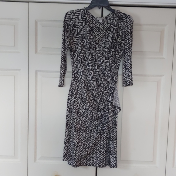 Black & White faux wrap dress size small - Picture 1 of 4